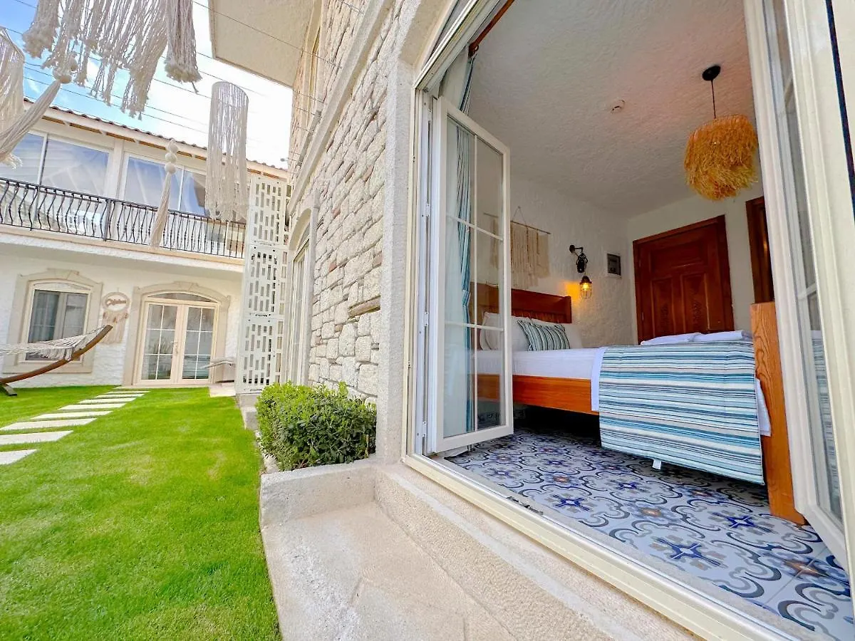 The Fountain Hotel Izmir